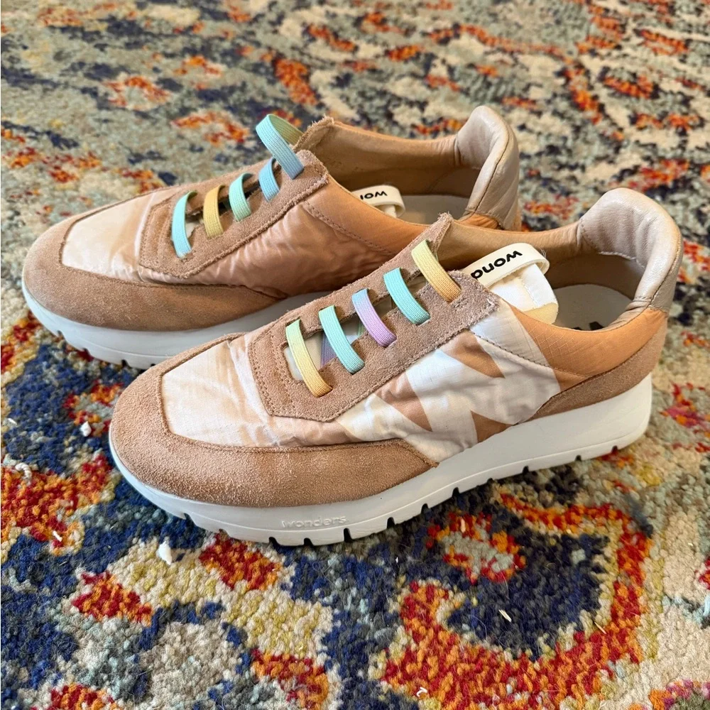 WONDERS Odisei Sneaker size 37 great condition smoke pet free home - Picture 2 of 9